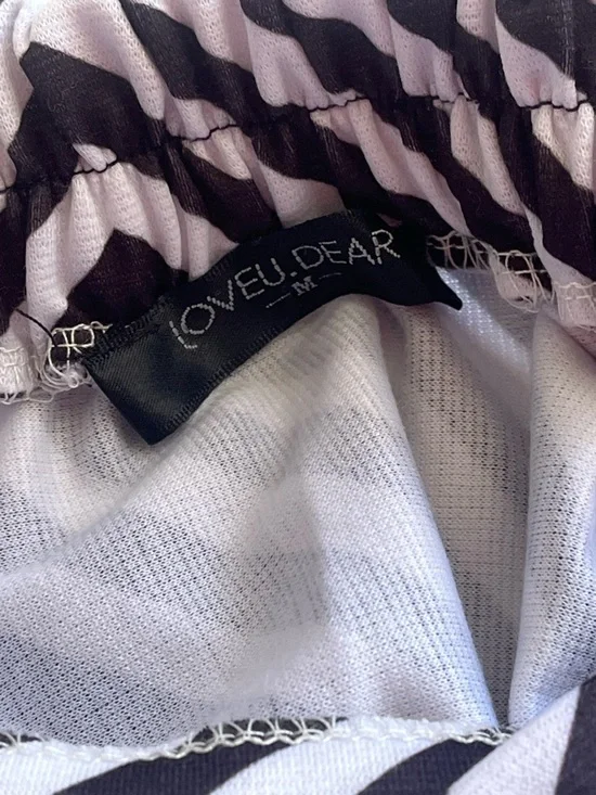 Loveu Dear Whimsical Color-Block A-Line Skirt Medium with Cat Motif white black - Picture 5 of 5